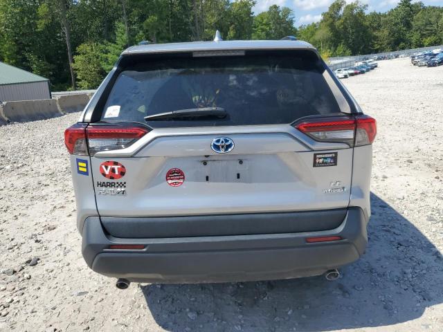 2T3L6RFV3MW004452 - 2021 TOYOTA RAV4 LE 银色 照片 6