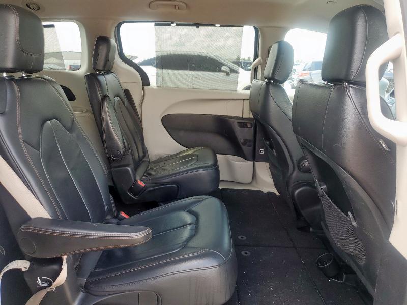 2C4RC1BG5HR747271 - 2017 CHRYSLER PACIFICA TOURING L SILVER photo 11