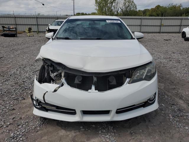 4T1BF1FK4DU271255 - 2013 TOYOTA CAMRY L WHITE photo 5