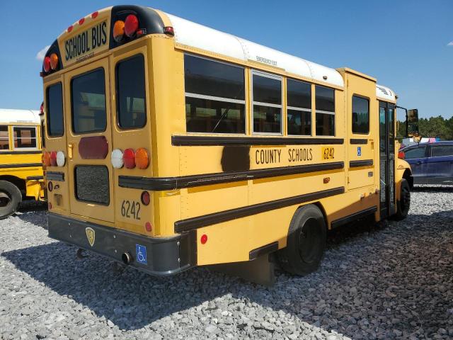 4DRBUAFN87B386182 - 2007 IC CORPORATION 3000 YELLOW photo 3