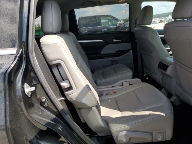 5TDJZRFH4HS450528 - 2017 TOYOTA HIGHLANDER SE BLACK photo 11