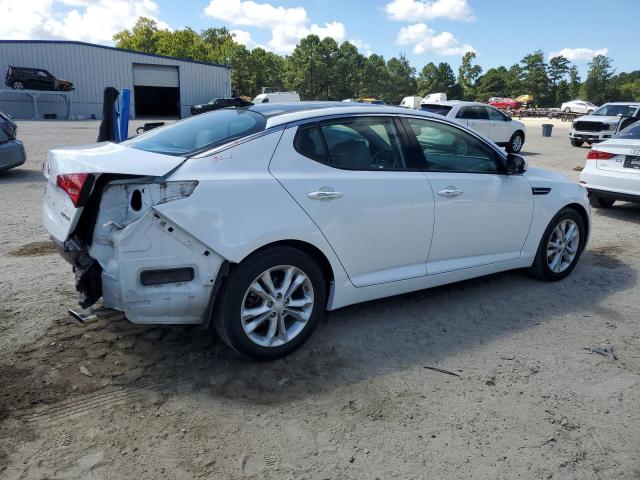 5XXGN4A74CG012805 - 2012 KIA OPTIMA EX WHITE photo 3