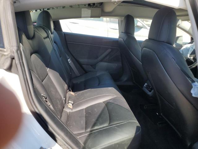 5YJ3E1EA8JF027861 - 2018 TESLA MODEL 3 WHITE photo 10