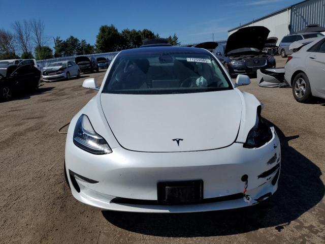 5YJ3E1EA8JF027861 - 2018 TESLA MODEL 3 WHITE photo 5