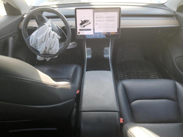 5YJ3E1EA8JF027861 - 2018 TESLA MODEL 3 WHITE photo 8