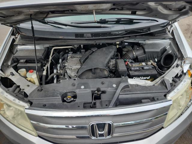 5FNRL5H28DB065414 - 2013 HONDA ODYSSEY LX ნაცრისფერი ფოტო 11
