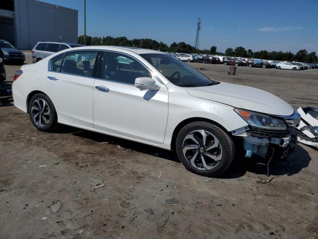 1HGCR3F85HA021791 - 2017 HONDA ACCORD EXL WHITE photo 4