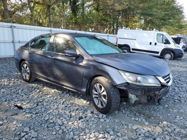 1HGCR2F32DA052814 - 2013 HONDA ACCORD LX GRAY photo 4
