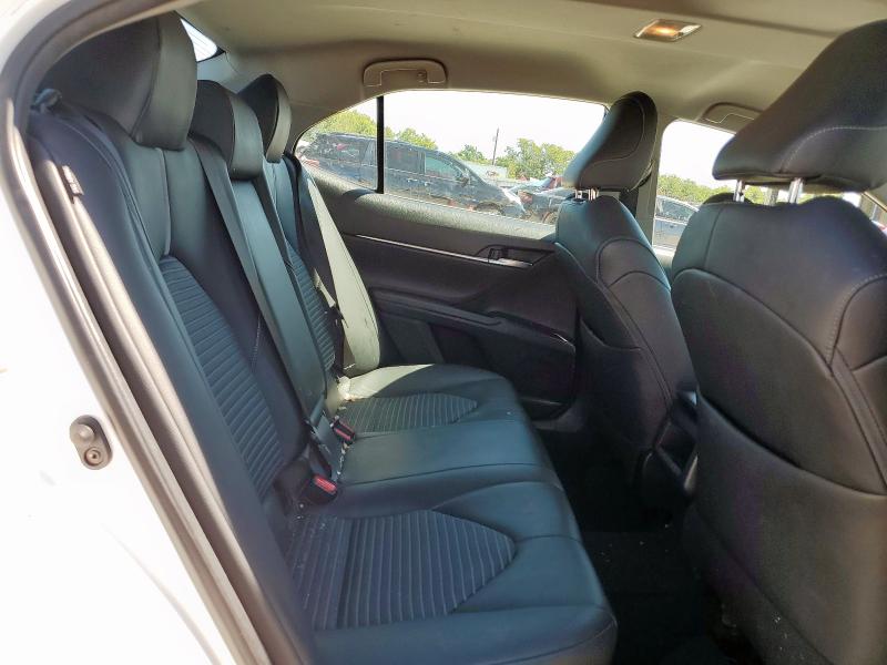 4T1B11HK9JU591677 - 2018 TOYOTA CAMRY L Ақ фото 10