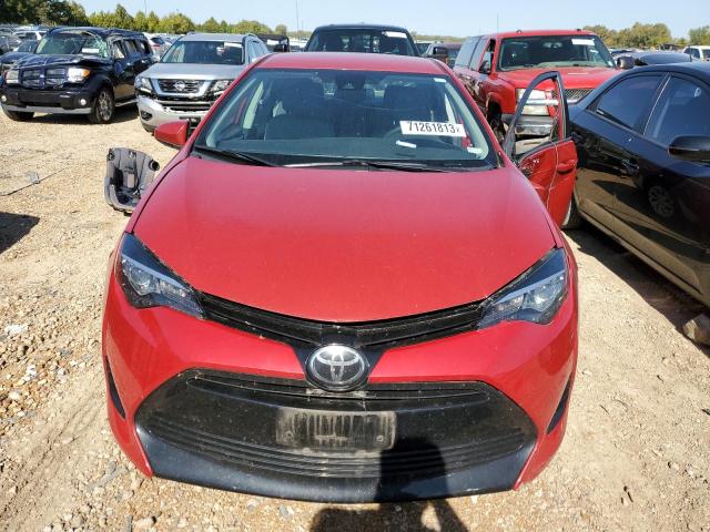 5YFBURHE3JP820629 - 2018 TOYOTA COROLLA L RED photo 5