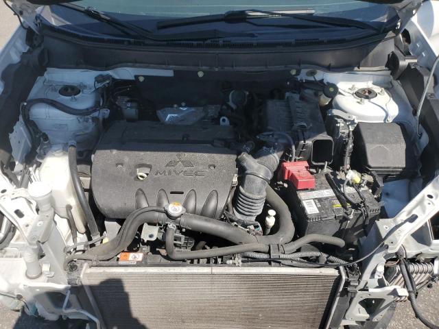 JA4AP3AU7KU020741 - 2019 MITSUBISHI OUTLANDER ES თეთრი ფოტო 11