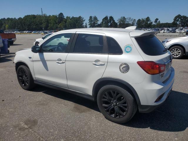 JA4AP3AU7KU020741 - 2019 MITSUBISHI OUTLANDER ES თეთრი ფოტო 2