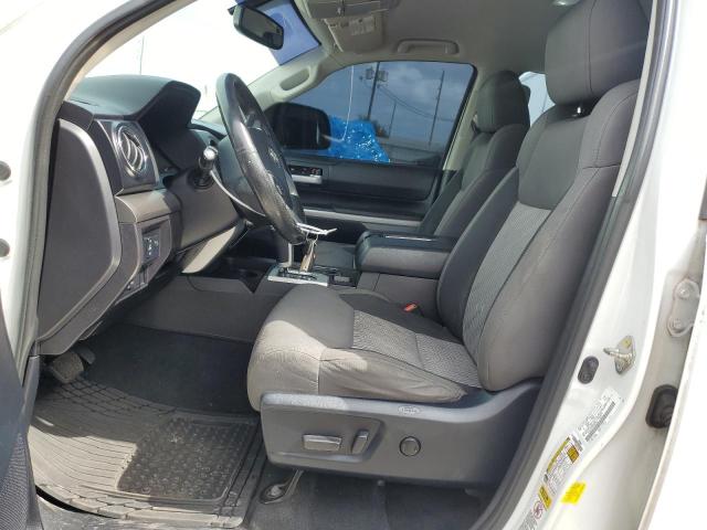 5TFRW5F12GX198990 - 2016 TOYOTA TUNDRA DOUBLE CAB SR/SR5 WHITE photo 7
