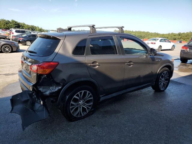 JA4AR3AU4JU023363 - 2018 MITSUBISHI OUTLANDER ES GRAY photo 3