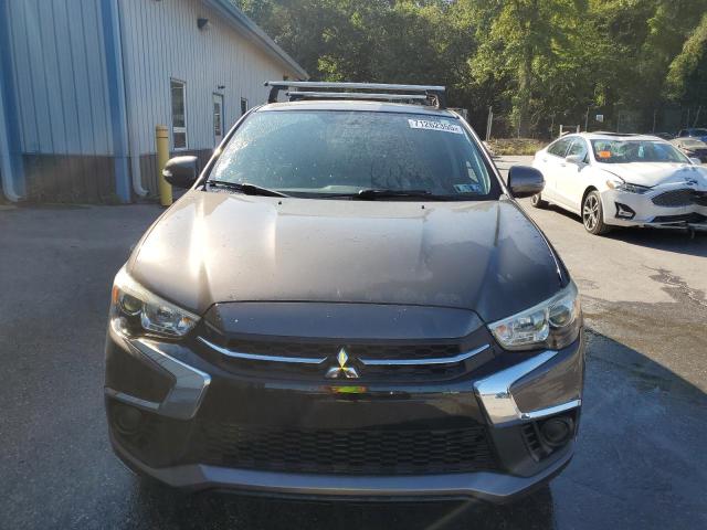 JA4AR3AU4JU023363 - 2018 MITSUBISHI OUTLANDER ES GRAY photo 5