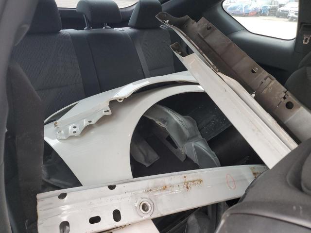 JTKJF5C74D3058585 - 2013 TOYOTA SCION TC თეთრი ფოტო 10