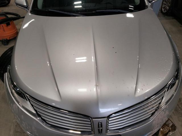 3LN6L2JK2DR811619 - 2013 LINCOLN MKZ SILVER photo 11