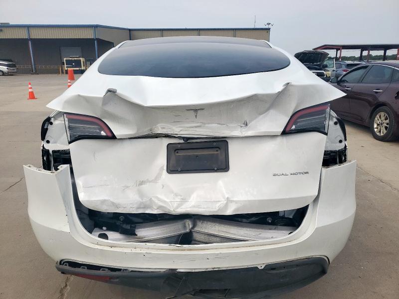 7SAYGDEE6PA098649 - 2023 TESLA MODEL Y WHITE photo 6