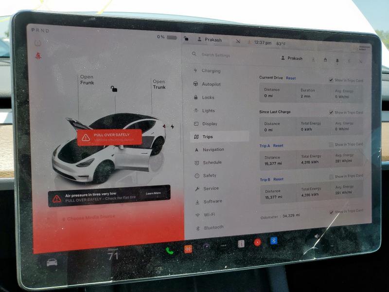 7SAYGDEE6PA098649 - 2023 TESLA MODEL Y WHITE photo 9