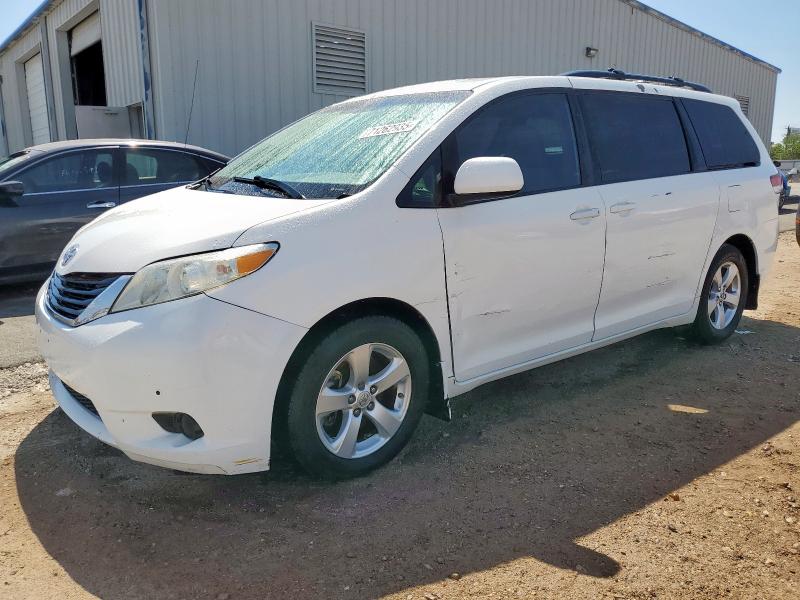 2014 TOYOTA SIENNA LE, 