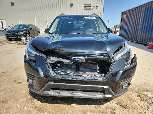 JF2SKADC2RH411588 - 2024 SUBARU FORESTER PREMIUM Noir photo 5