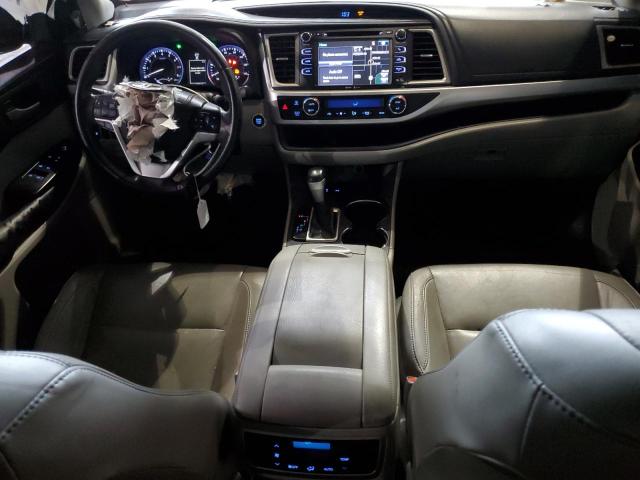 5TDKKRFH9ES037797 - 2014 TOYOTA HIGHLANDER XLE GRAY photo 8