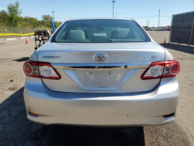 2T1BU4EE5DC023570 - 2013 TOYOTA COROLLA BASE فضي صورة 6