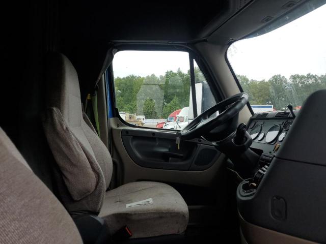 3AKJGLD56GSGU7132 - 2016 FREIGHTLINER CASCADIA 1 ლურჯი ფოტო 5