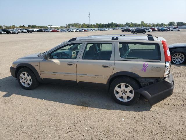 YV1SZ592551183777 - 2005 VOLVO XC70 GOLD photo 2