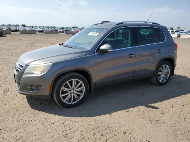 2009 VOLKSWAGEN TIGUAN SE, 