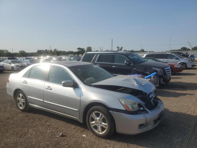 1HGCM567X6A153427 - 2006 HONDA ACCORD EX Сұр фото 4