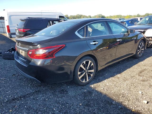 1N4AL3AP5JC114395 - 2018 NISSAN ALTIMA 2.5 BLACK photo 3
