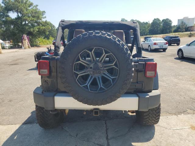 1J4HA5H13BL619987 - 2011 JEEP WRANGLER UNLIMITED SAHARA 黑色 照片 6