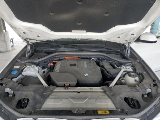 5UXTS1C00M9E33944 - 2021 BMW X3 XDRIVE30E WHITE photo 11