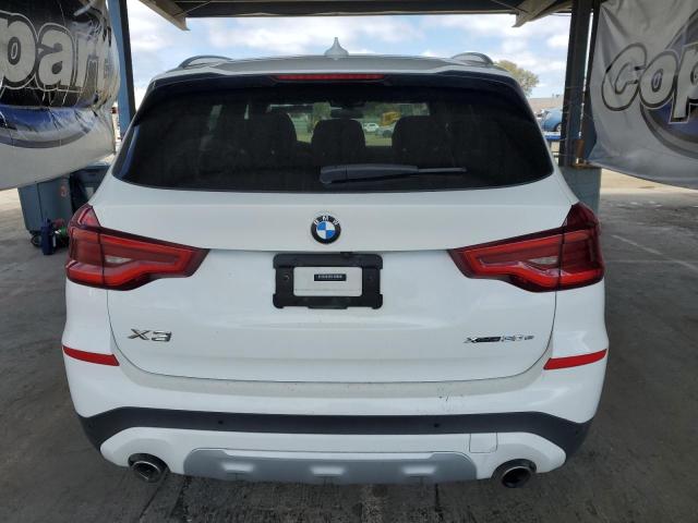 5UXTS1C00M9E33944 - 2021 BMW X3 XDRIVE30E WHITE photo 6
