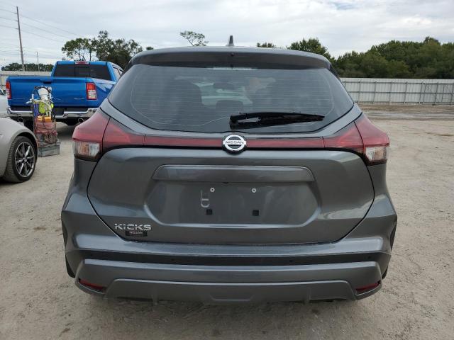 3N1CP5BV6ML565640 - 2021 NISSAN KICKS S GRAY photo 6