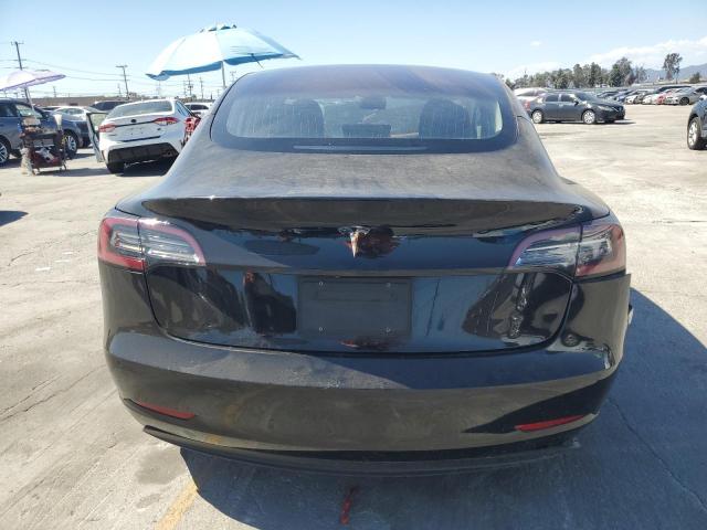 5YJ3E1EA7JF172700 - 2018 TESLA MODEL 3 Schwarz Foto 6