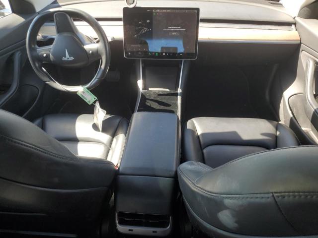 5YJ3E1EA7JF172700 - 2018 TESLA MODEL 3 Schwarz Foto 8