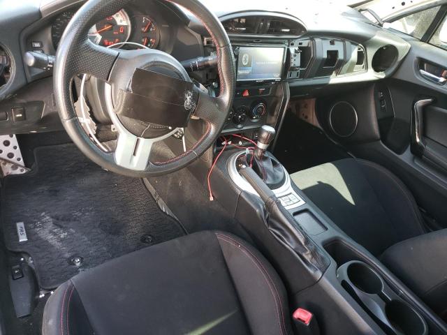 JF1ZNAA16G8703156 - 2016 TOYOTA SCION FR-S WHITE photo 8