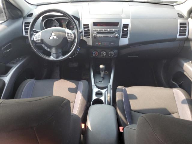 JA4LS21WX8Z015371 - 2008 MITSUBISHI OUTLANDER ES SILVER photo 8