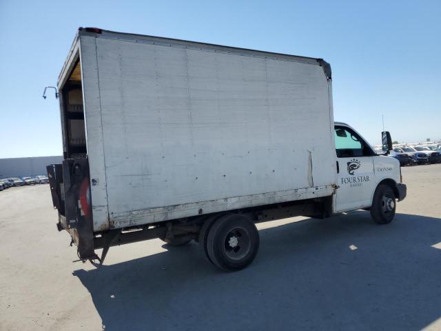 1GB3G2BA7A1175405 - 2010 CHEVROLET EXPRESS G3 თეთრი ფოტო 3