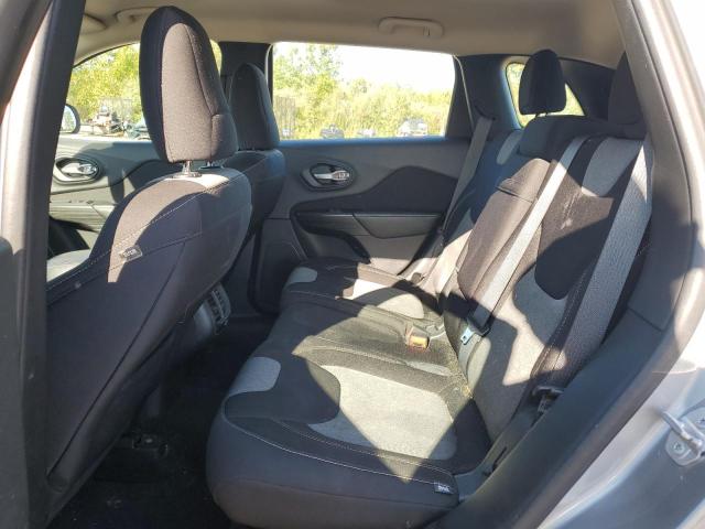 1C4PJLAB2FW711475 - 2015 JEEP CHEROKEE SPORT SILVER photo 11