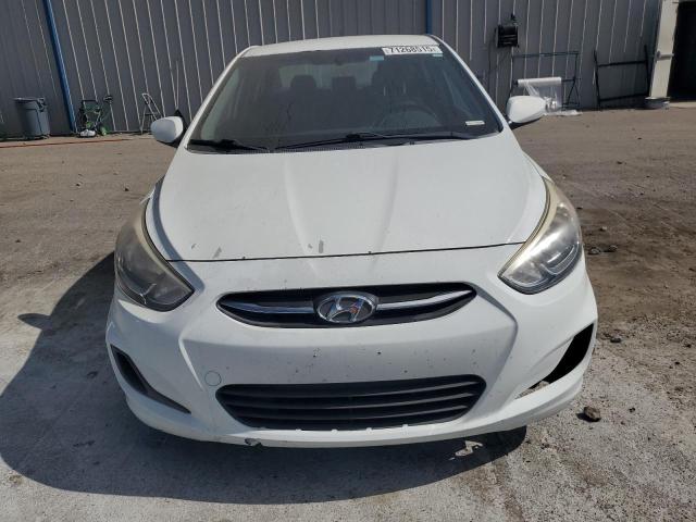 KMHCT4AE8FU885700 - 2015 HYUNDAI ACCENT GLS WHITE photo 5