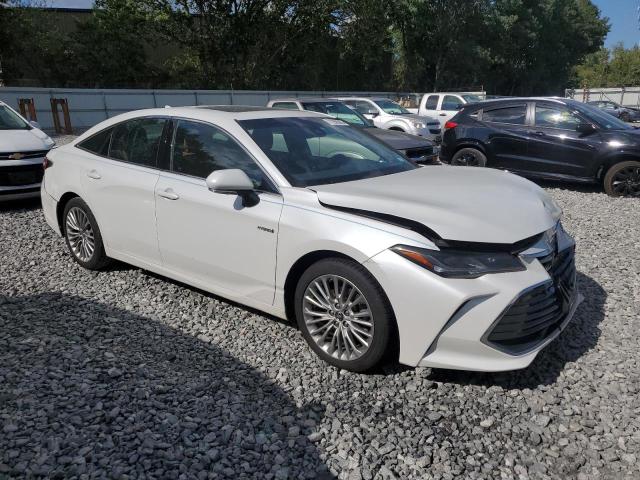 4T1B21FB5KU003646 - 2019 TOYOTA AVALON XLE WHITE photo 4