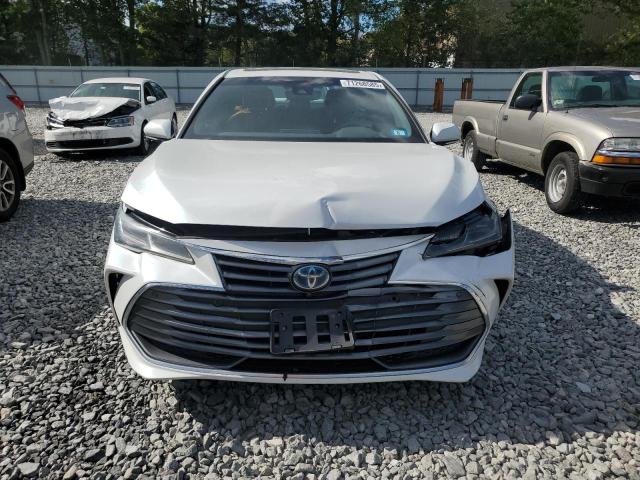 4T1B21FB5KU003646 - 2019 TOYOTA AVALON XLE WHITE photo 5