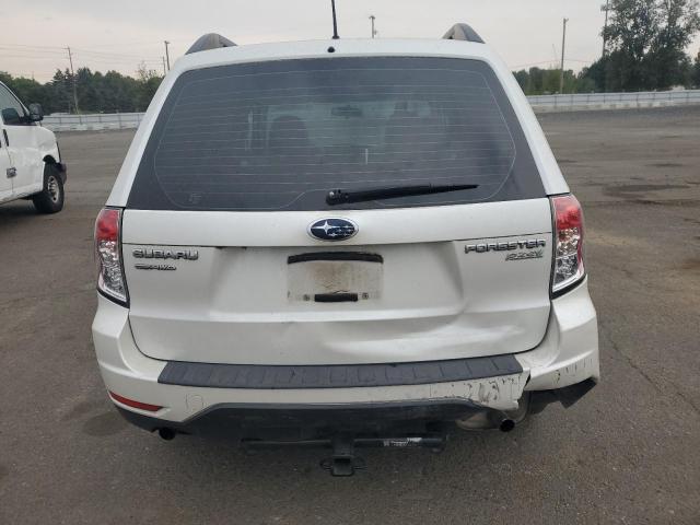 JF2SHABC4CH423752 - 2012 SUBARU FORESTER 2.5X თეთრი ფოტო 6