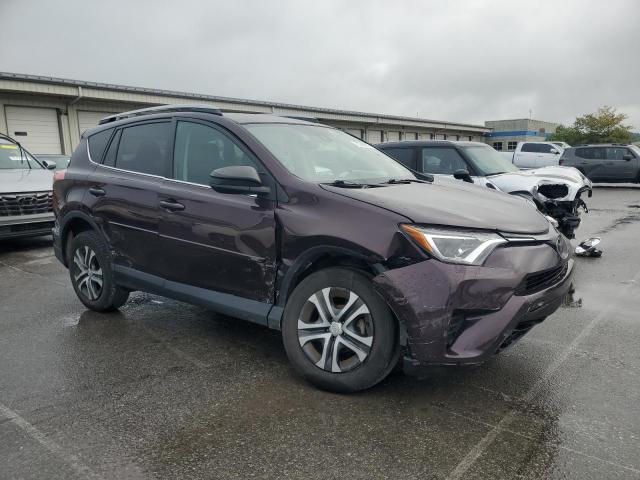 2T3ZFREV9HW368795 - 2017 TOYOTA RAV4 LE იასამნისფერი ფოტო 4