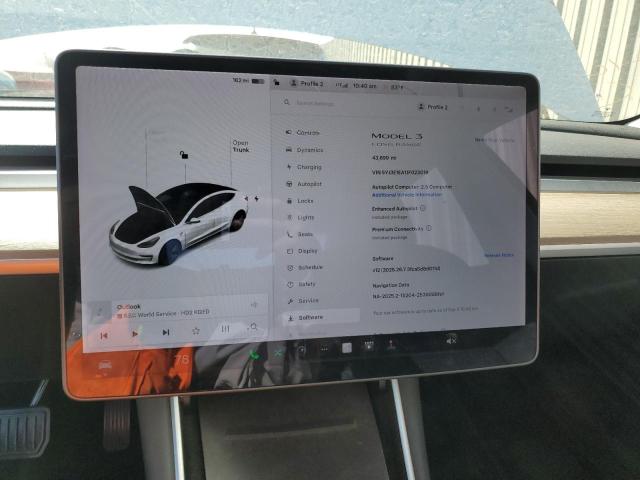 5YJ3E1EA1JF023019 - 2018 TESLA MODEL 3 白色 照片 9