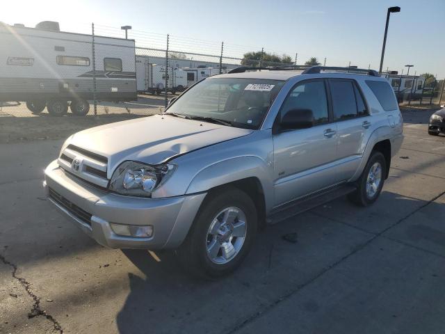 2004 TOYOTA 4RUNNER SR5, null