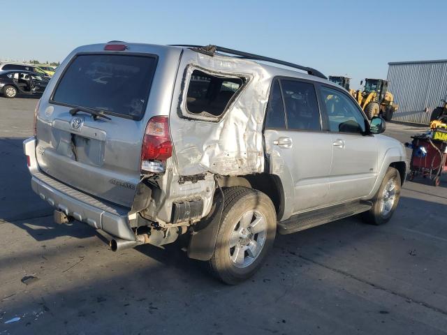 JTEZU14R340040312 - 2004 TOYOTA 4RUNNER SR5 SILVER photo 3